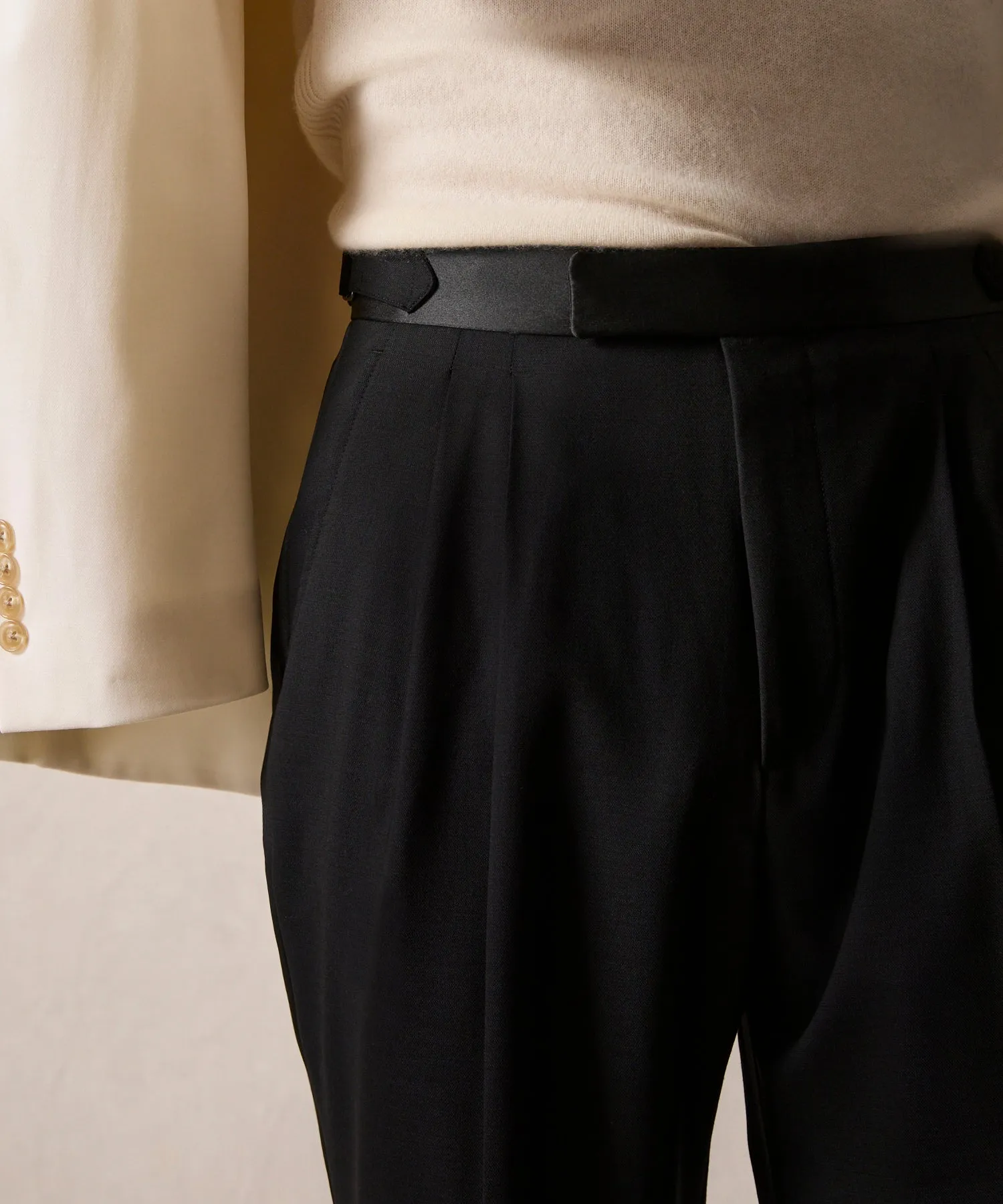 Relaxed Italian Wool Double-Breasted Tuxedo in Black